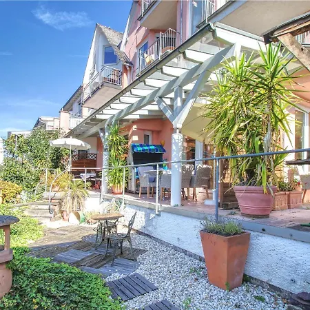 Ferienhaus Bullay 公寓 布莱