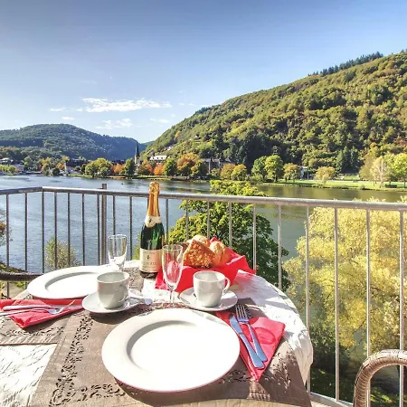 Ferienhaus Bullay アパート ブライ