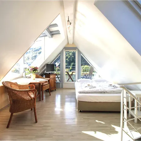 Ferienhaus Bullay アパート ブライ