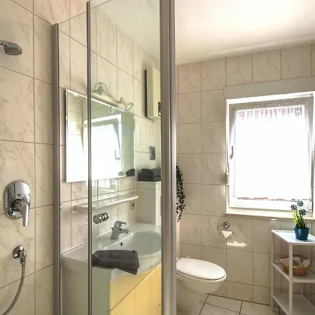 Ferienhaus Bullay 公寓 布莱