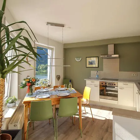 Ferienhaus Bullay アパート ブライ