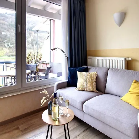 Ferienhaus Bullay * ブライ